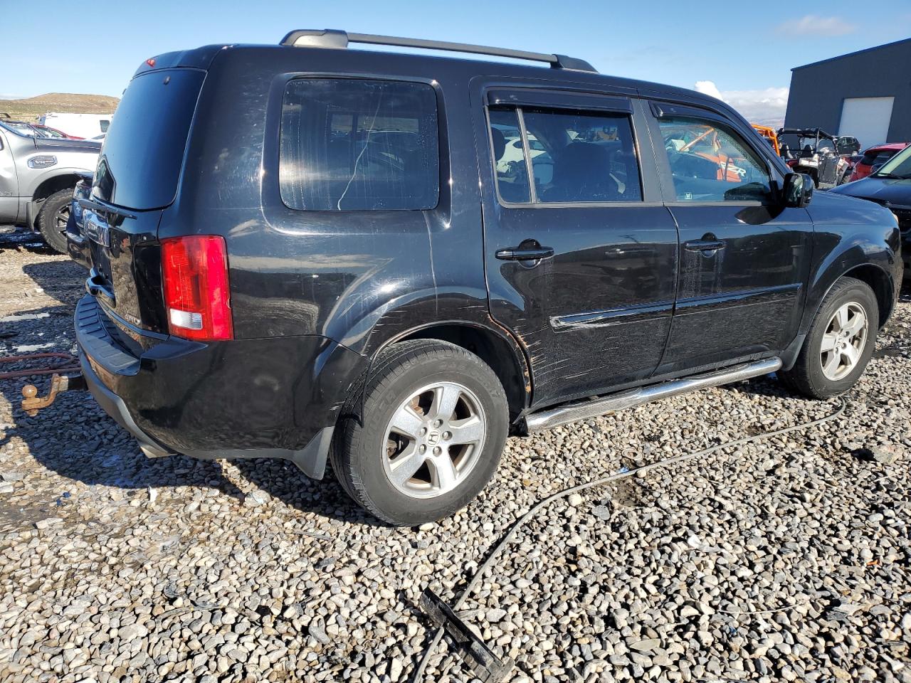 Image 3 of Honda Pilot Ex 2011 with VIN 5FNYF4H40BB034301