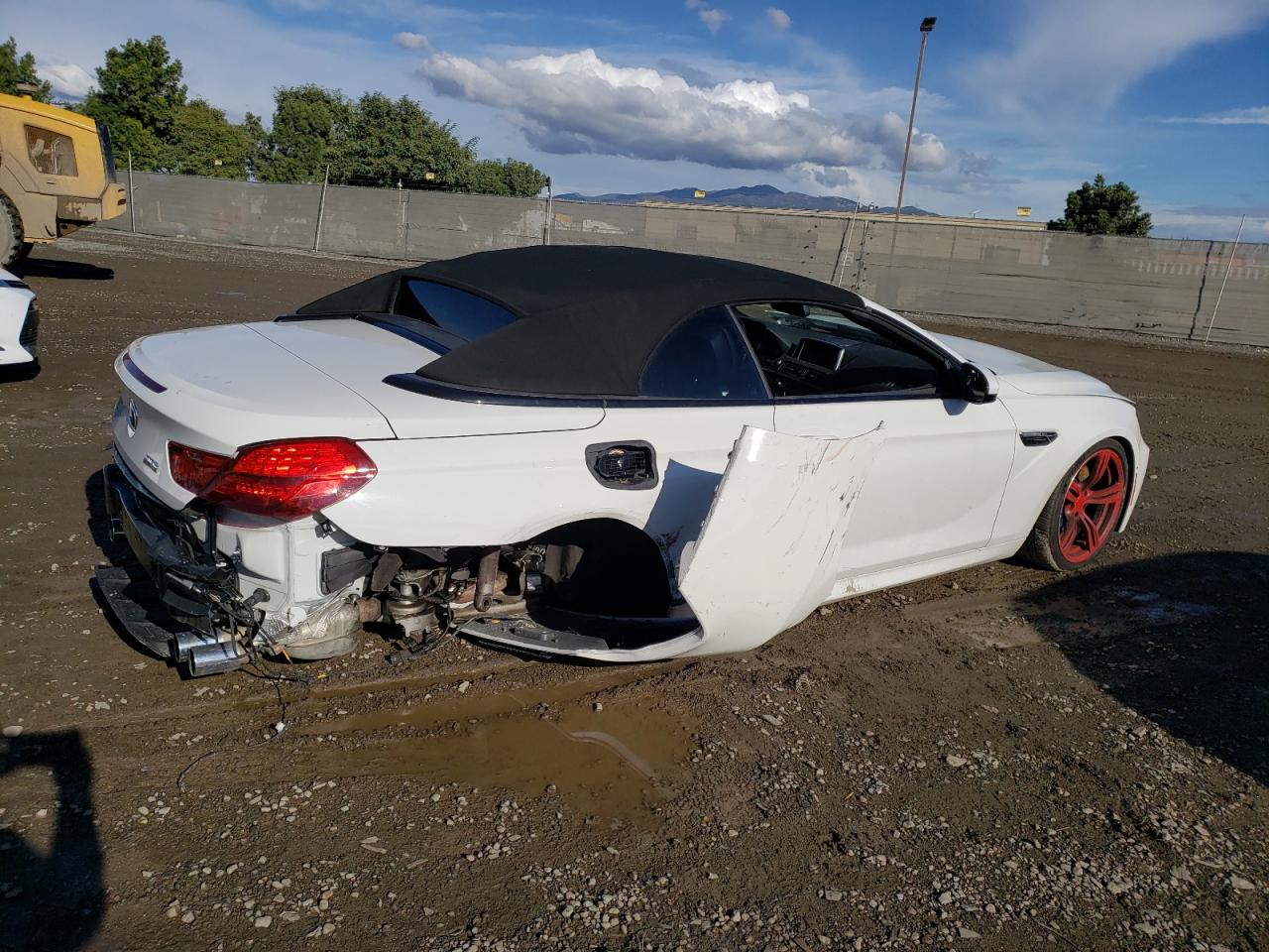 Obraz 3 z 2013 BMW M6  2013 z VIN WBSLZ9C57DC985893
