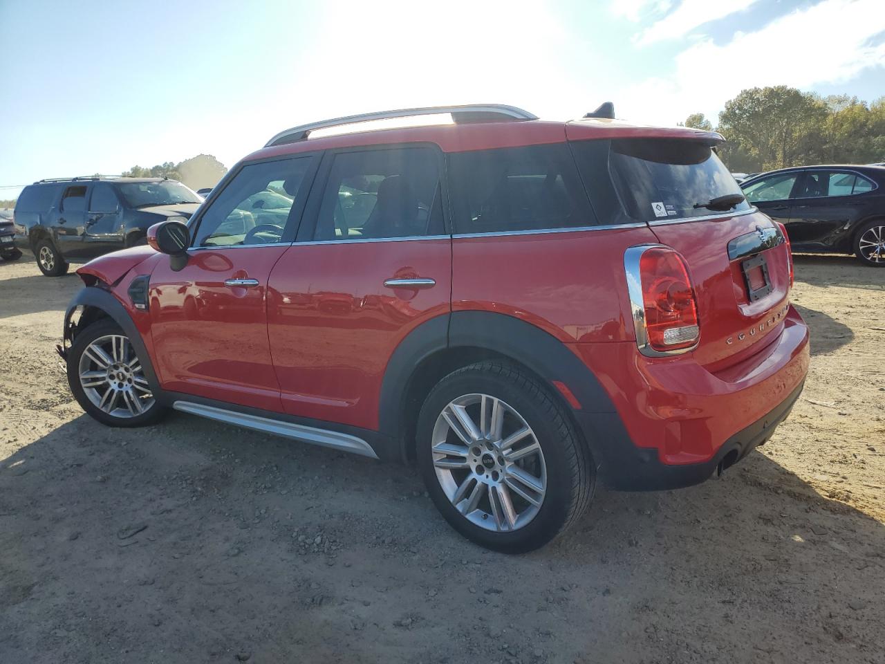 Image 2 of 2020 MINI COOPER COUNTRYMAN 2020 with VIN WMZYW3C08L3L16957