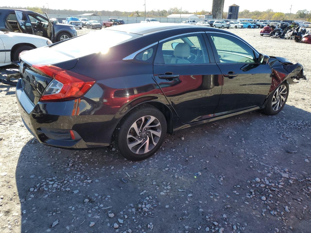 Изображение 3 2016 HONDA CIVIC EX 2016 с VIN 19XFC2F71GE071811