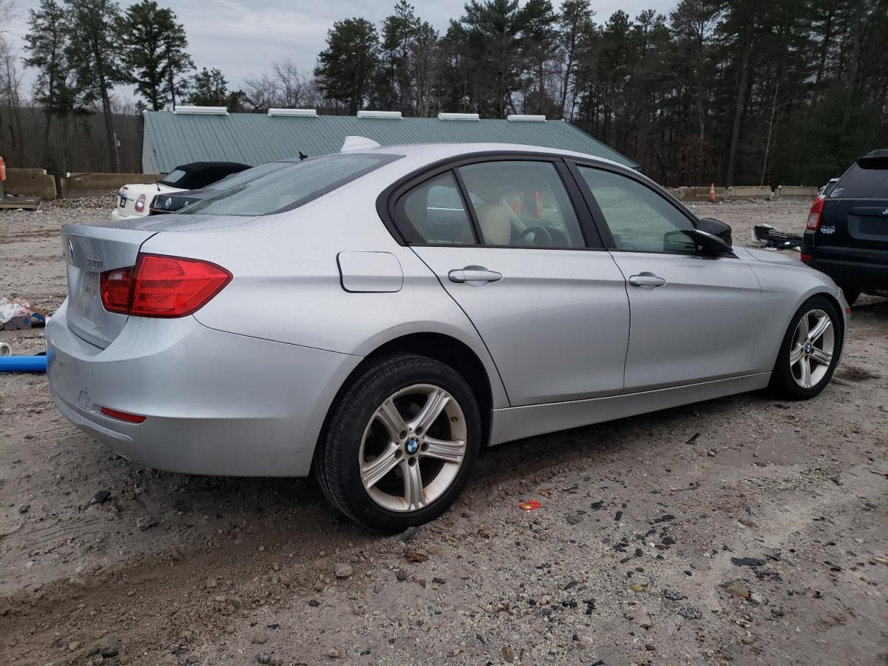 Obraz 3 z 2014 BMW 320 I XDRIVE 2014 z VIN WBA3C3G57ENS67523
