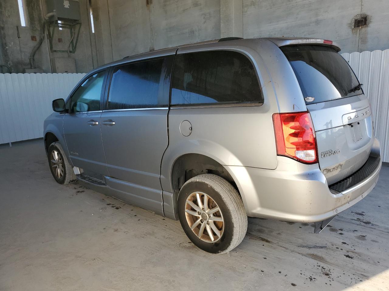 Obraz 2 z Dodge Grand Caravan Sxt 2018 z VIN 2C7WDGCG0JR296356