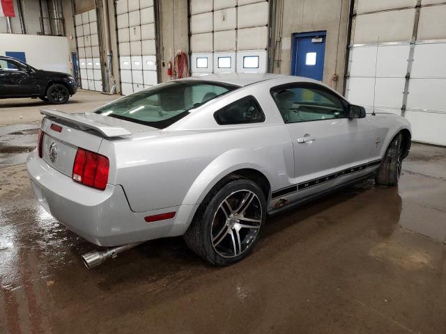Obraz 3 z 2006 FORD MUSTANG  2006 z VIN 1ZVFT80N065161971