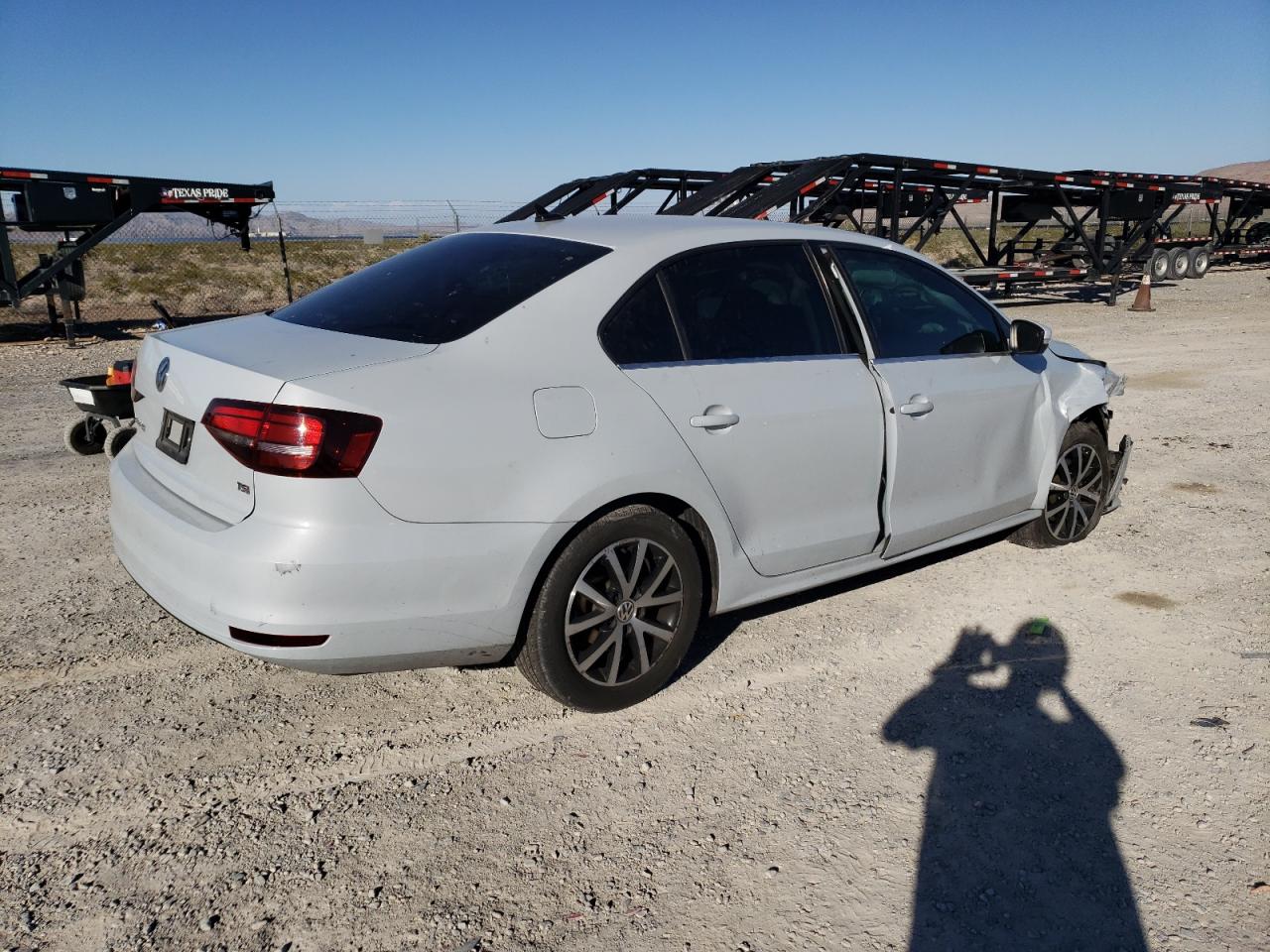Image 3 of 2017 VOLKSWAGEN JETTA SE 2017 with VIN 3VWDB7AJ8HM272409