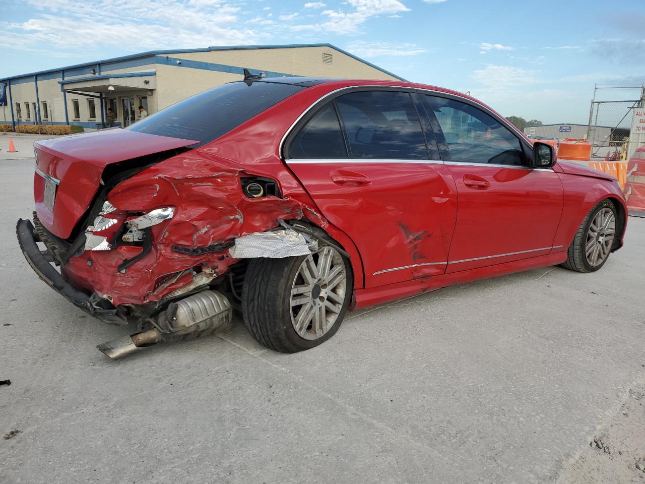 Image 3 of 2008 MERCEDES-BENZ C 300 2008 with VIN WDDGF54X88F072144