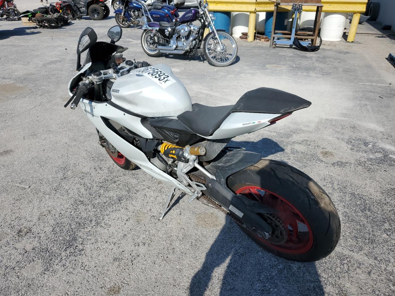 Image 3 of Ducati Superbike 899 Panigale 2014 with VIN ZDM14BUW6EB022927