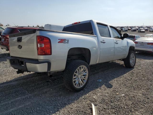 Image 3 of 2011 CHEVROLET SILVERADO K1500 LT 2011 with VIN 3GCPKSE3XBG260573