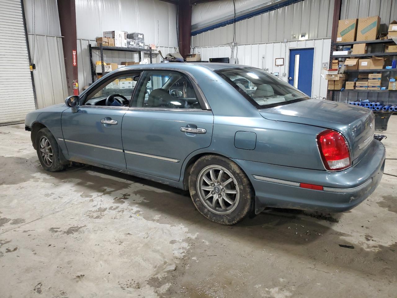 Image 2 of 2003 HYUNDAI XG 350 2003 with VIN KMHFU45E83A264779