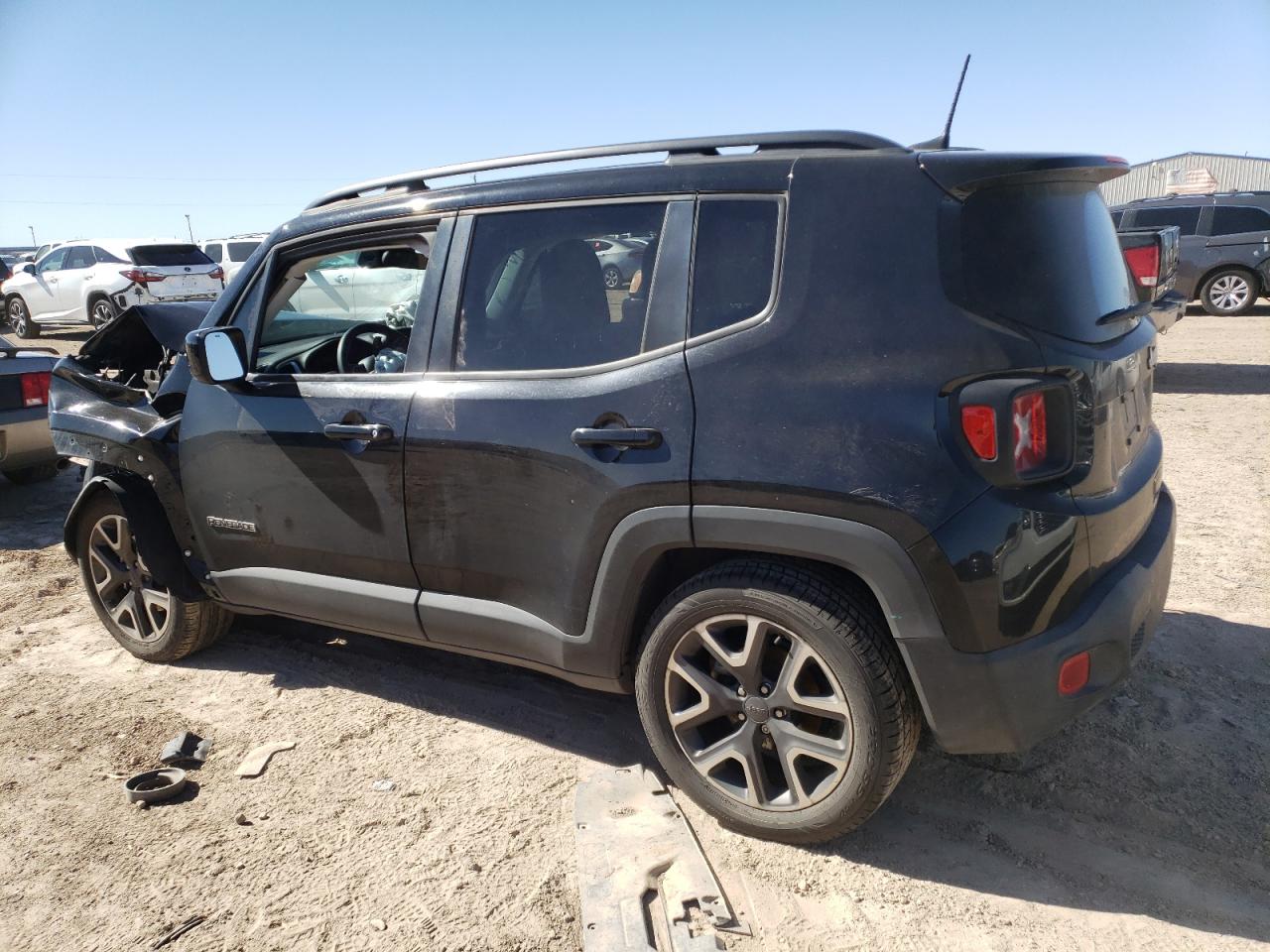 Obraz 2 z 2018 JEEP RENEGADE LATITUDE 2018 z VIN ZACCJABB3JPJ22262