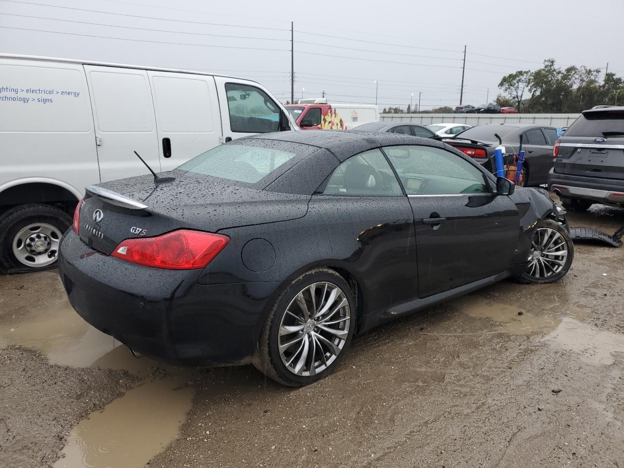 Image 3 of 2011 INFINITI G37 BASE 2011 with VIN JN1CV6FE0BM950636