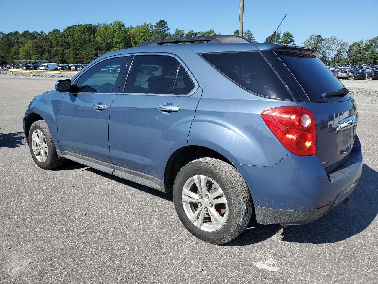 Image 2 of 2011 CHEVROLET EQUINOX LT 2011 with VIN 2CNFLEEC9B6437759