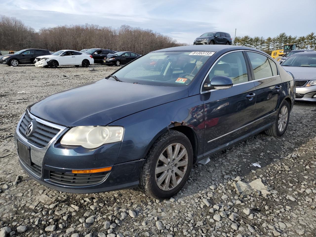 Image 1 of 2008 VOLKSWAGEN PASSAT TURBO 2008 with VIN WVWJK73C28E241618