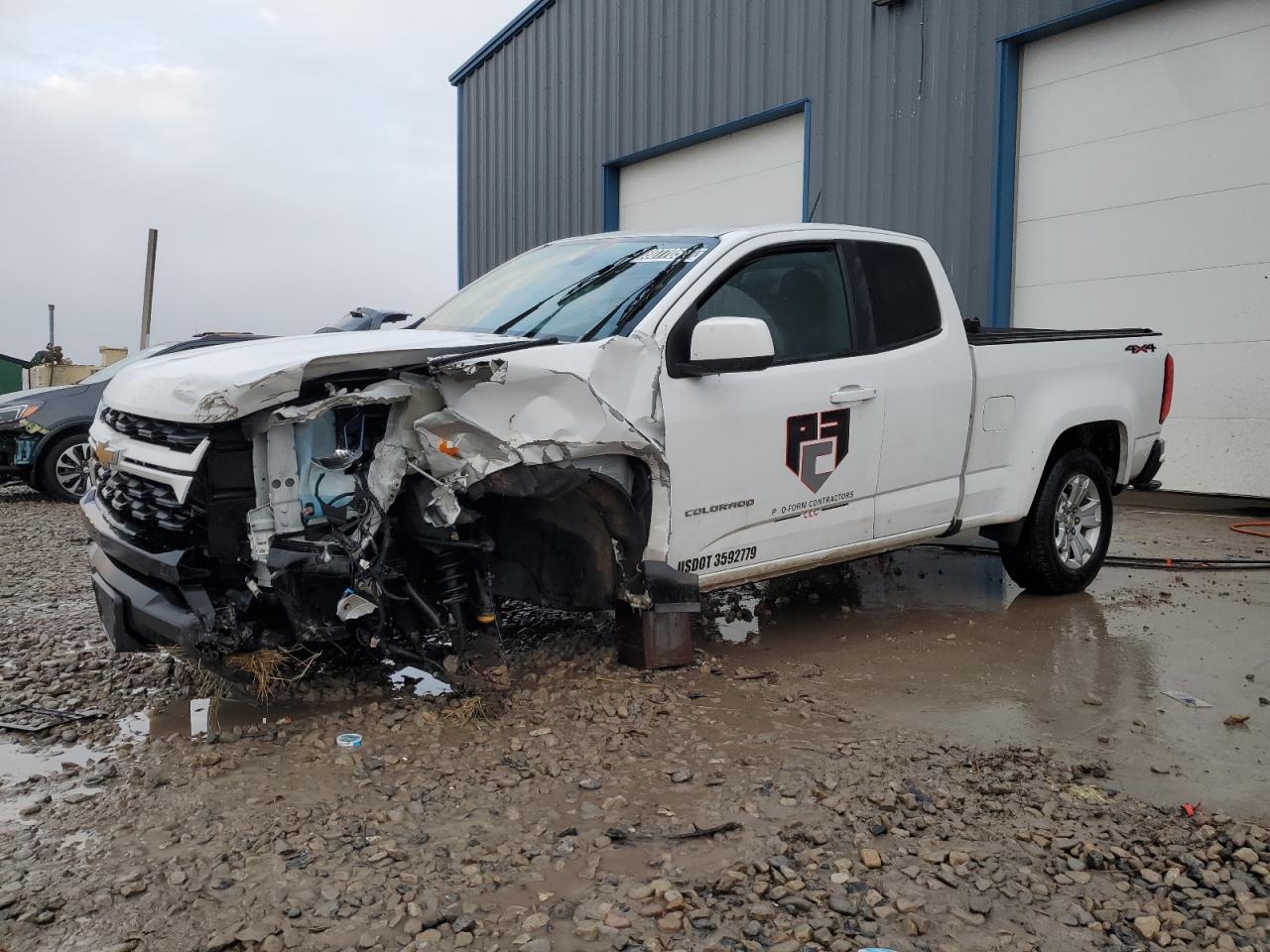 Image 1 of 2021 CHEVROLET COLORADO LT 2021 with VIN 1GCHTCEN3M1297345