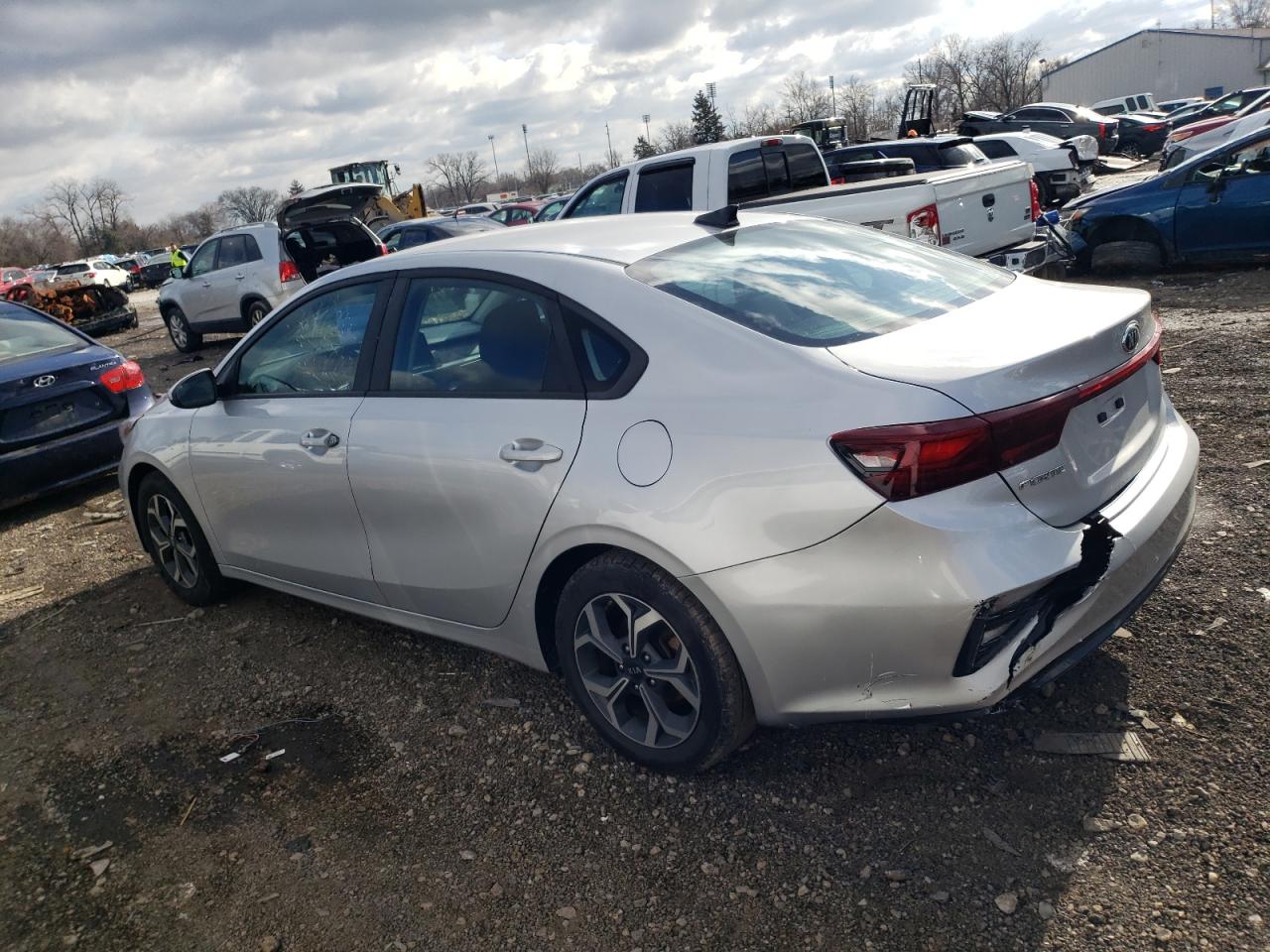Image 2 of 2019 KIA FORTE FE 2019 with VIN 3KPF24AD5KE028285