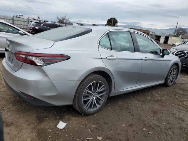 Изображение 3 2022 TOYOTA CAMRY XLE 2022 с VIN 4T1F31AK2NU597395