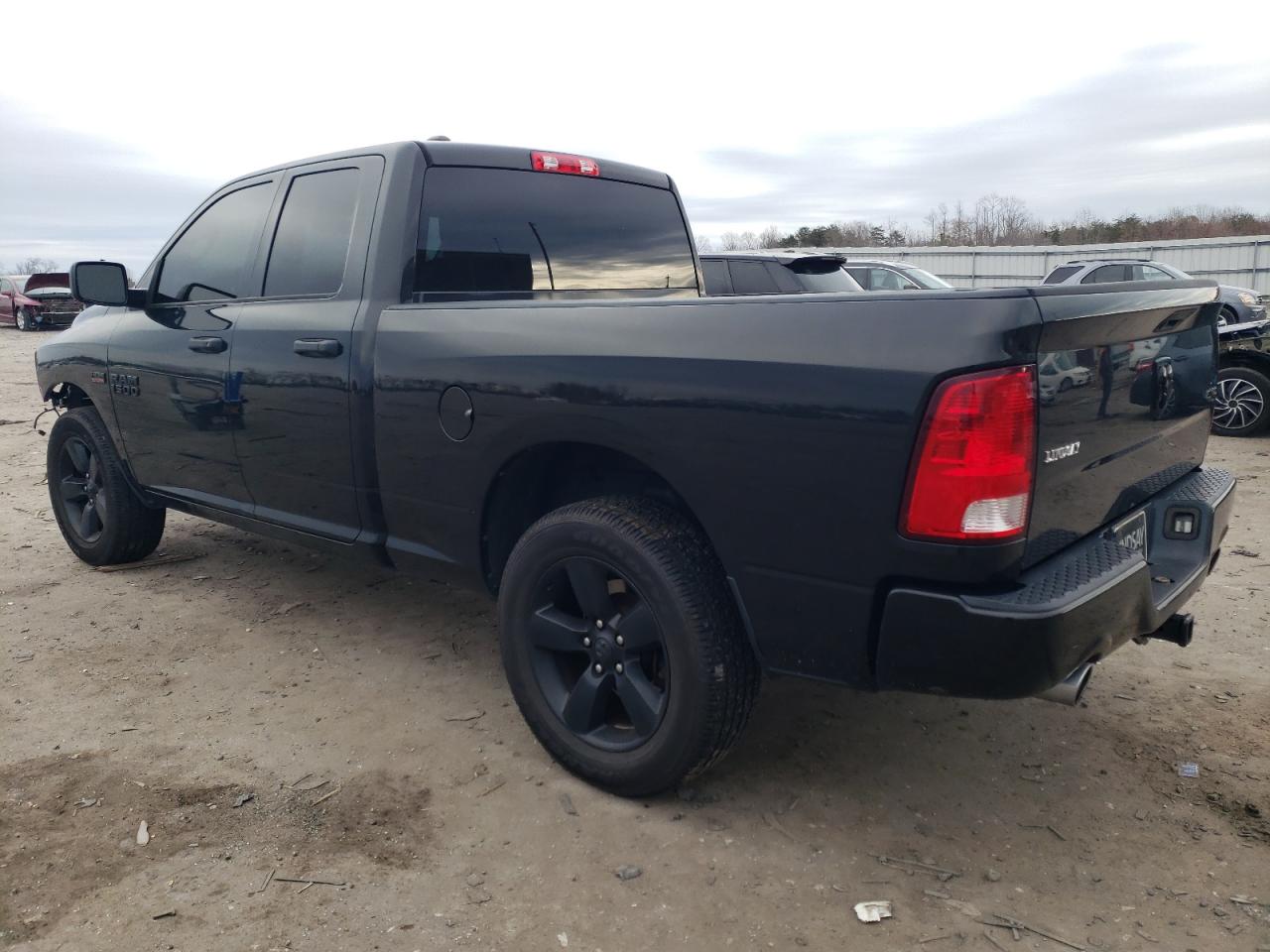 Изображение 2 2017 RAM 1500 ST 2017 с VIN 1C6RR7FT9HS635961