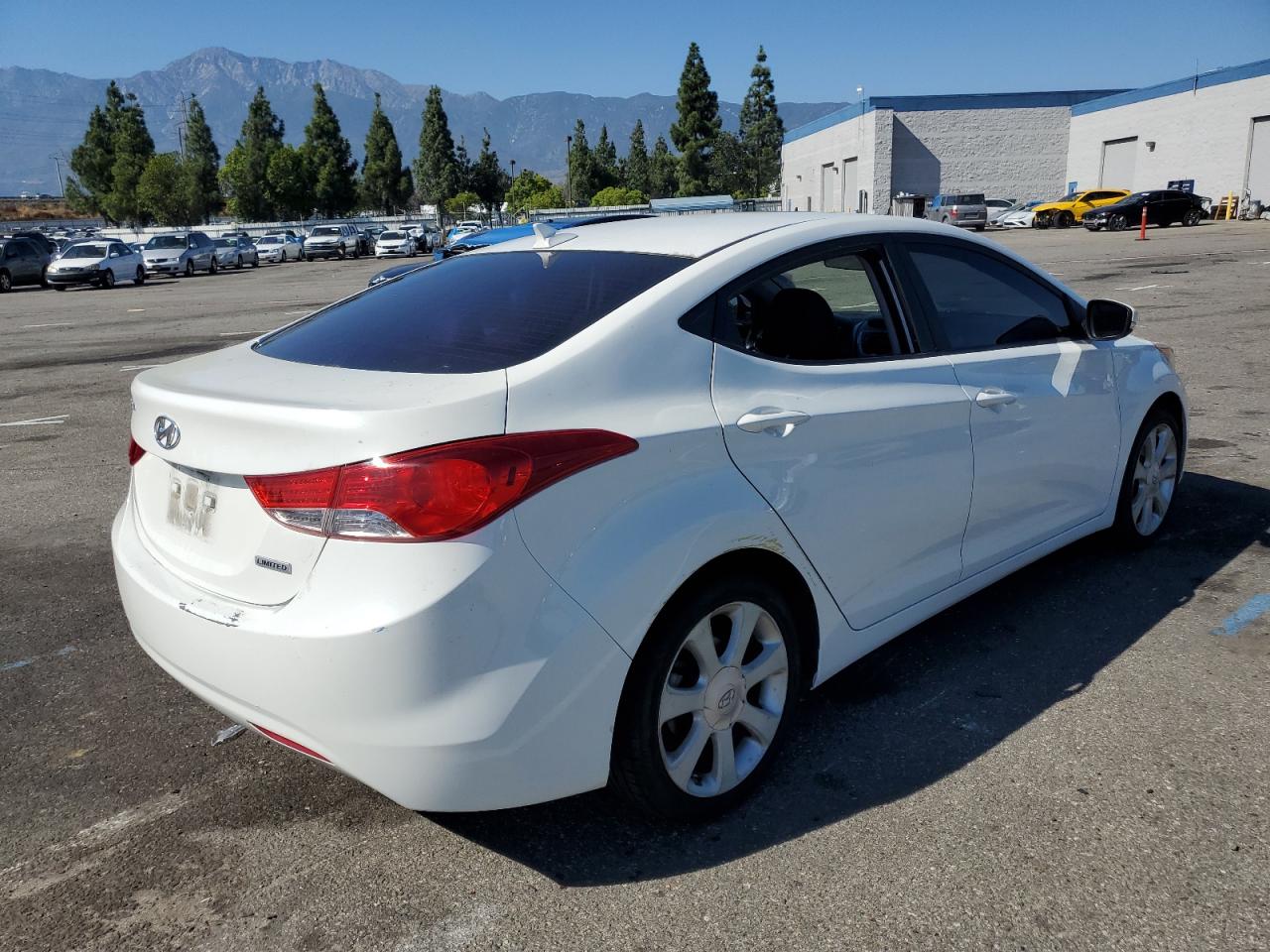 Image 3 of 2012 HYUNDAI ELANTRA GLS 2012 with VIN 5NPDH4AE2CH103911