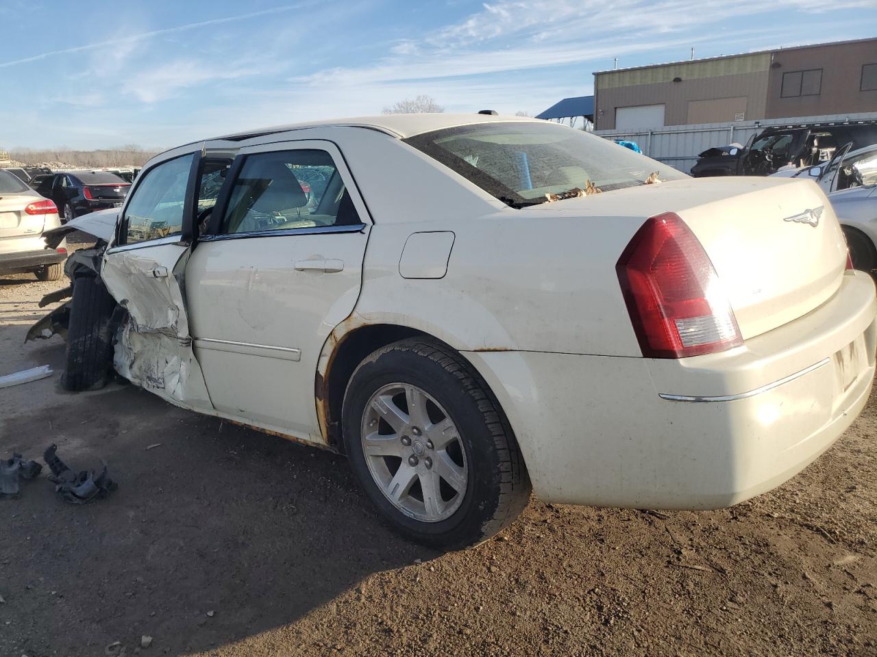 Obraz 2 z 2007 CHRYSLER 300 TOURING 2007 z VIN 2C3LA53G57H885449