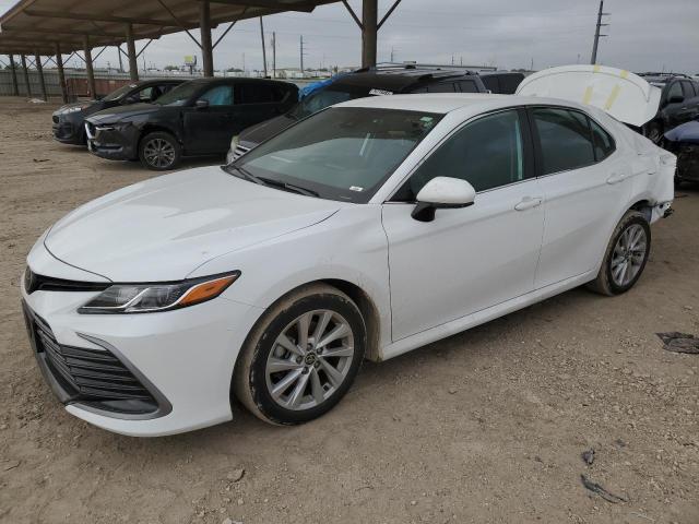 Obraz 1 z 2022 TOYOTA CAMRY LE 2022 z VIN 4T1C11AK6NU693295