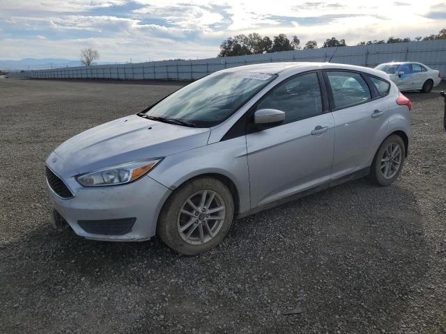 Image 1 of 2018 FORD FOCUS SE 2018 with VIN 1FADP3K22JL326689