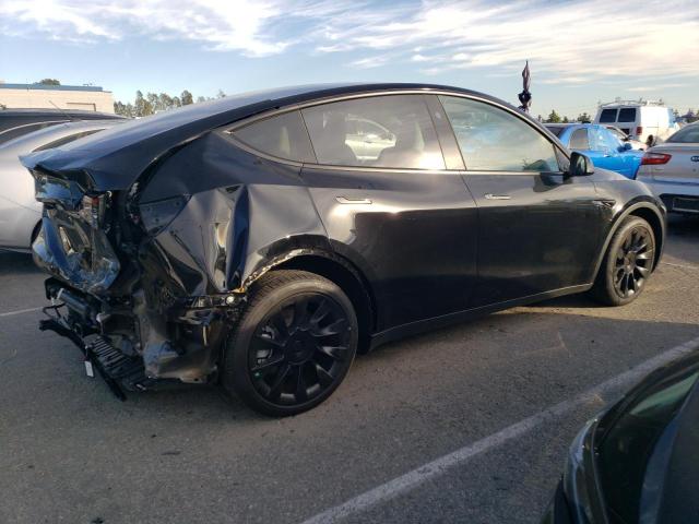 Obraz 3 z 2023 TESLA MODEL Y  2023 z VIN 7SAYGDEE5PF876264