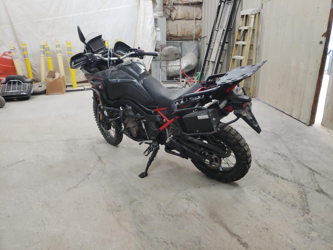 Изображение 3 2020 HONDA CRF1100 A 2020 с VIN JH2SD1010LK000012