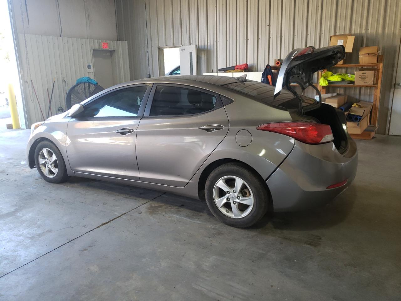 Image 2 of 2015 HYUNDAI ELANTRA SE 2015 with VIN 5NPDH4AE5FH568798