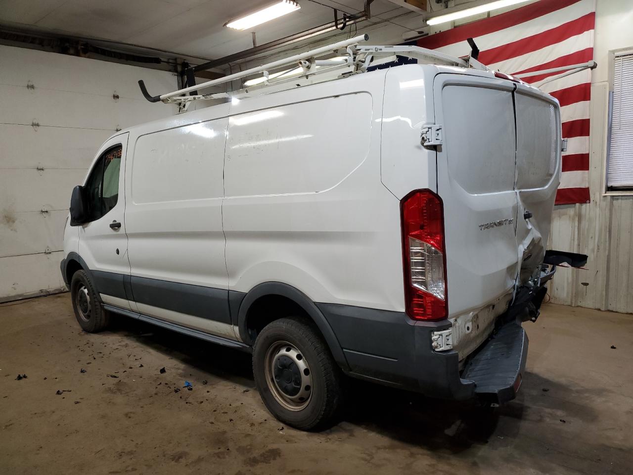 Изображение 2 2016 FORD TRANSIT T-250 2016 с VIN 1FTYR1ZM5GKA35202