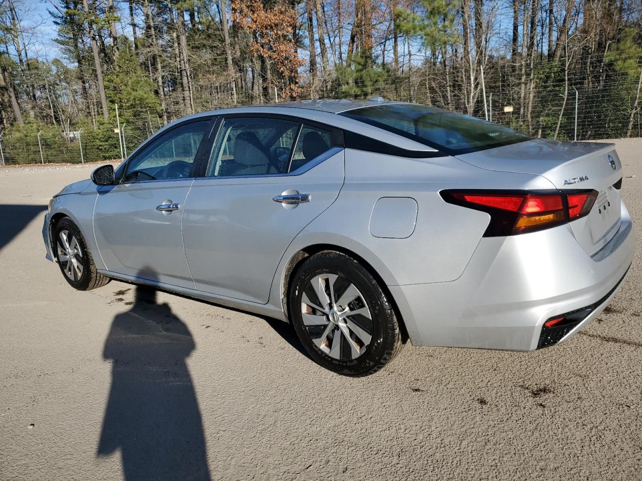 Изображение 2 2020 NISSAN ALTIMA S 2020 с VIN 1N4BL4BV7LC230918