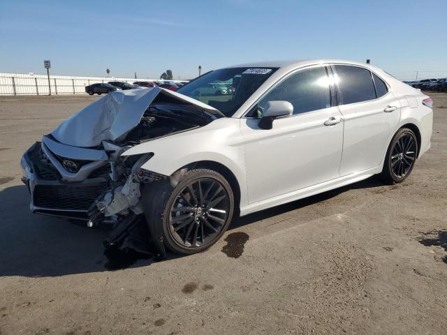 Obraz 1 z 2022 TOYOTA CAMRY XSE 2022 z VIN 4T1K61AK0NU020743