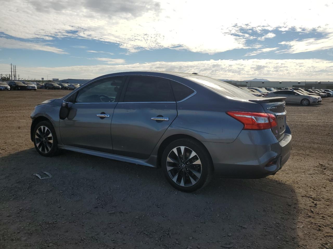 Obraz 2 z 2019 NISSAN SENTRA S 2019 z VIN 3N1AB7AP0KY315136