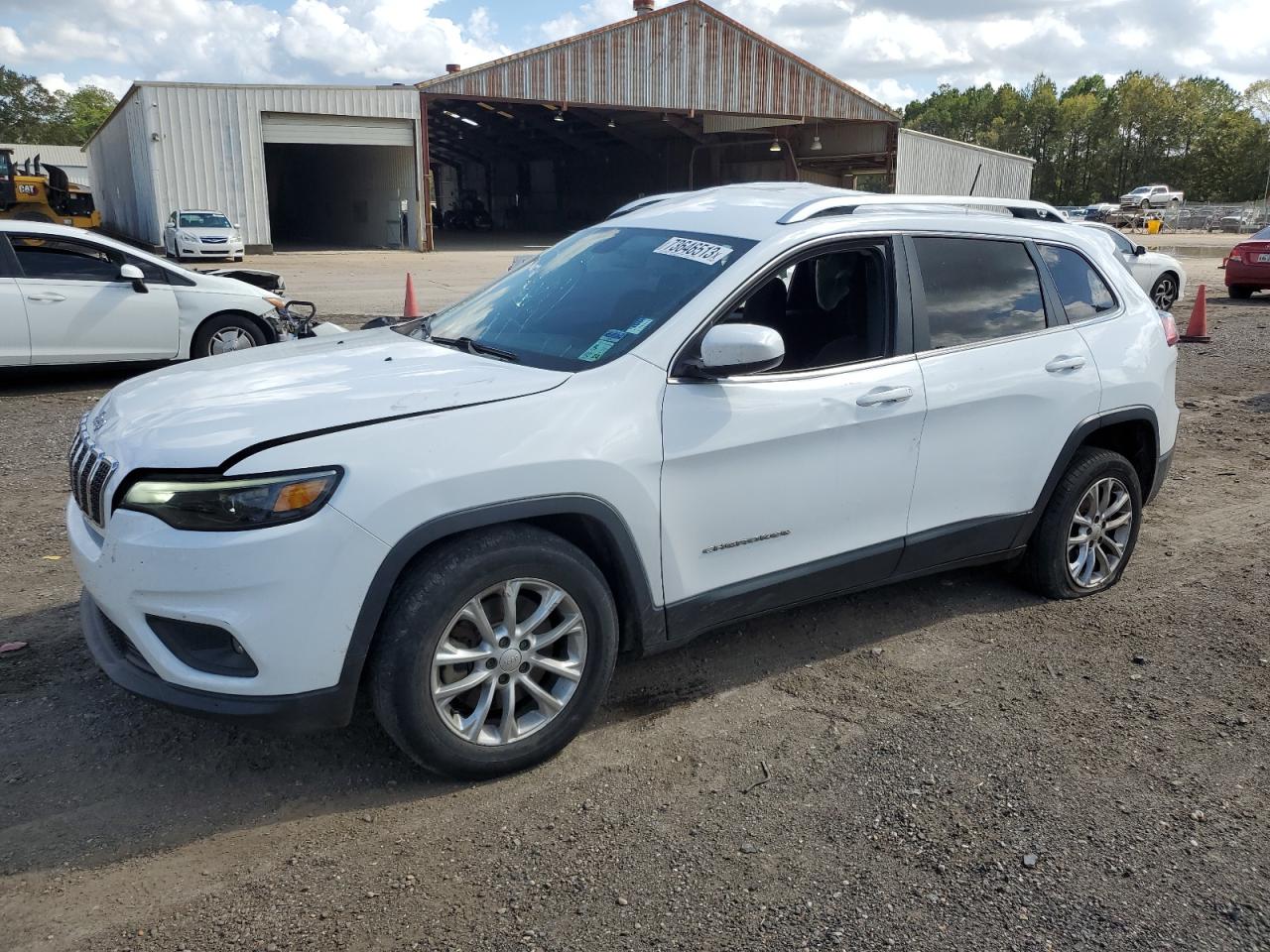 Image 1 of 2019 JEEP CHEROKEE LATITUDE 2019 with VIN 1C4PJLCB5KD203164