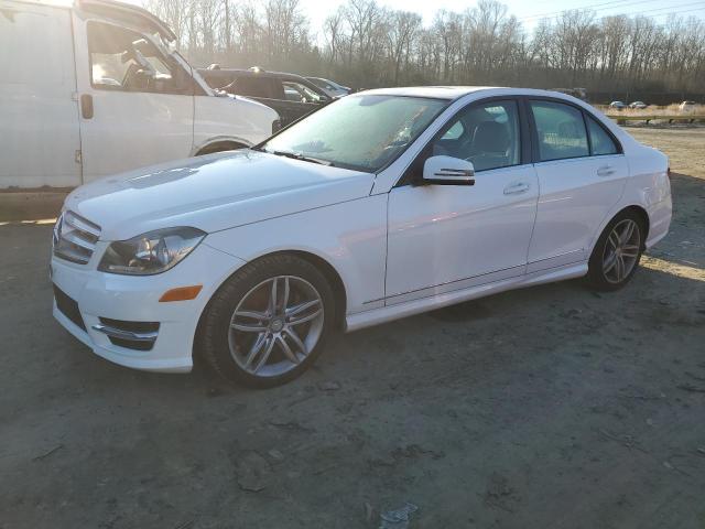 Obraz 1 z 2013 MERCEDES-BENZ C 300 4MATIC 2013 z VIN WDDGF8AB3DA883352