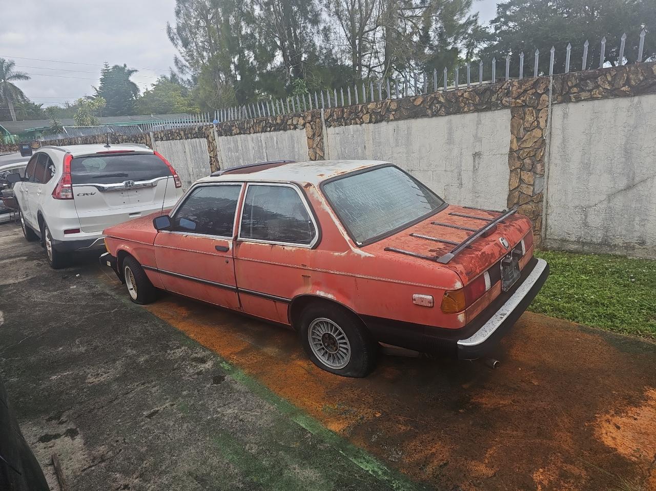Image 3 of 1981 BMW 320 I 1981 with VIN WBAAG3307B8008918