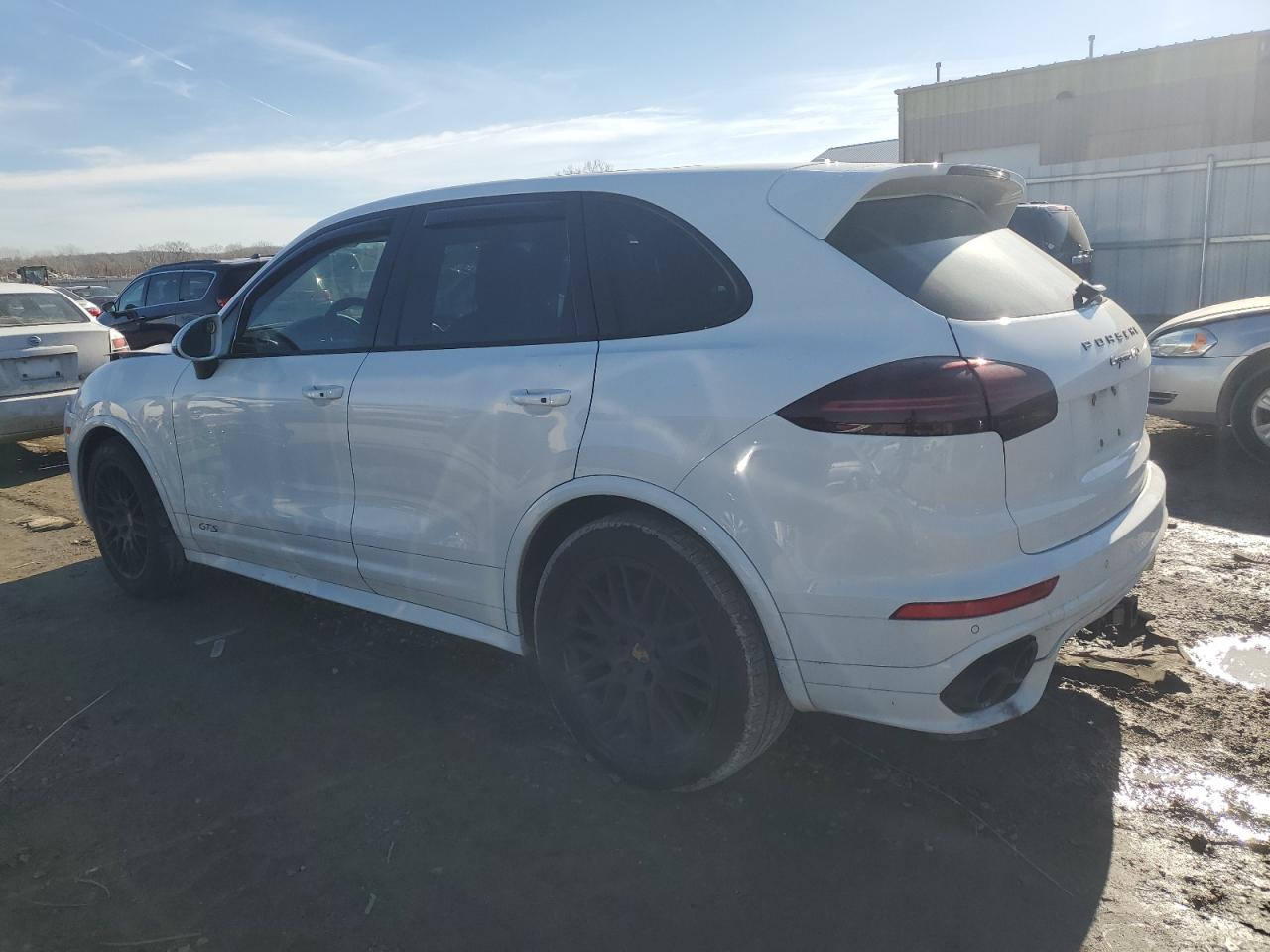 Obraz 2 z 2017 PORSCHE CAYENNE GTS 2017 z VIN WP1AD2A23HLA84134