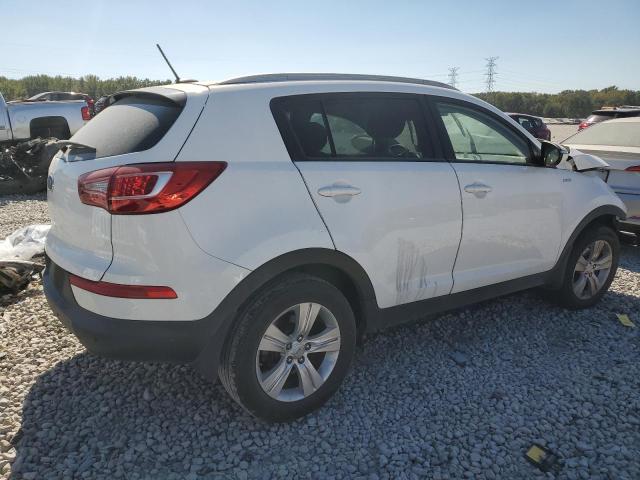 Image 3 of 2011 KIA SPORTAGE LX 2011 with VIN KNDPBCA28B7075551