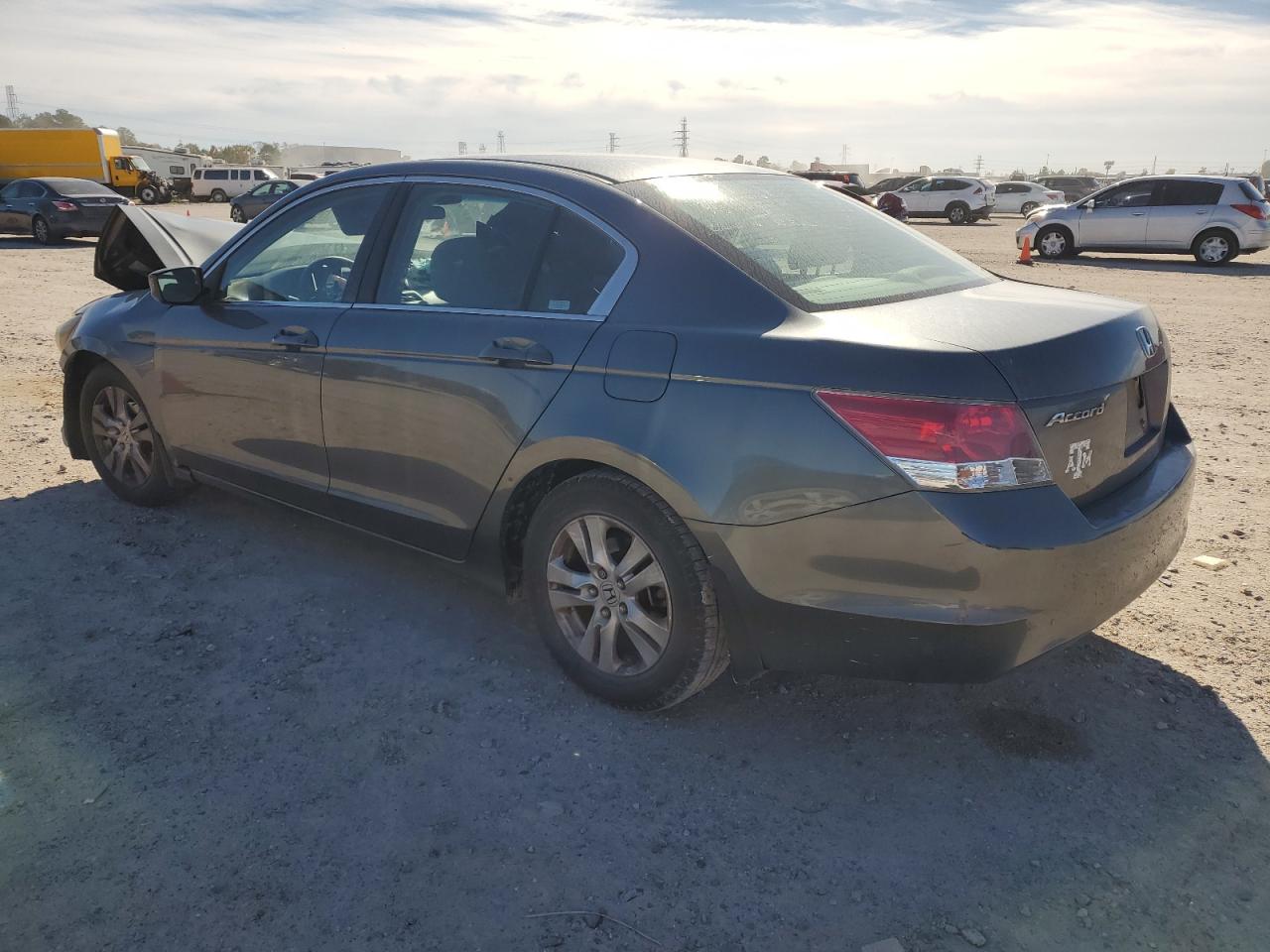 Изображение 2 2008 HONDA ACCORD LXP 2008 с VIN 1HGCP26468A074125