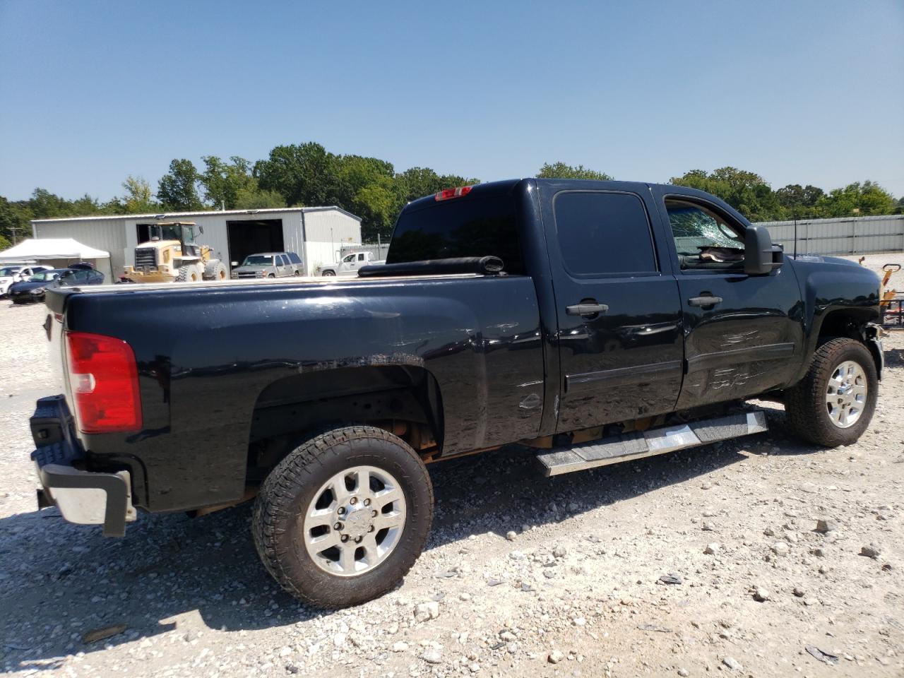 Image 3 of 2011 CHEVROLET SILVERADO K2500 HEAVY DUTY LT 2011 with VIN 1GC1KXCG8BF147411