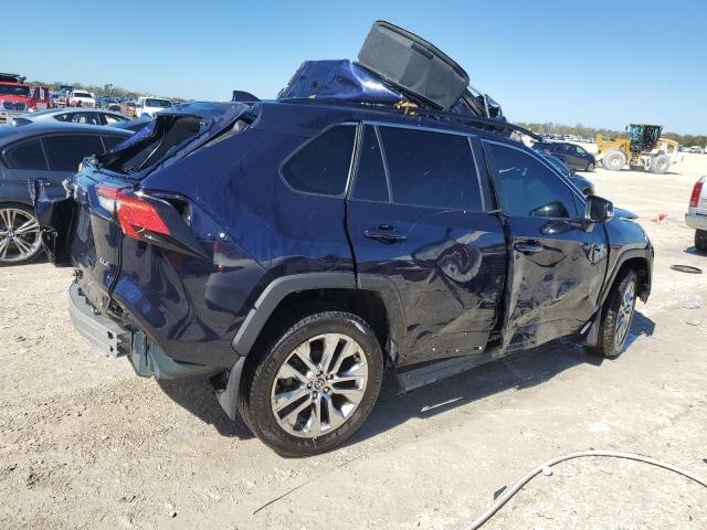 Obraz 3 z 2021 TOYOTA RAV4 XLE PREMIUM 2021 z VIN 2T3C1RFV2MW160013