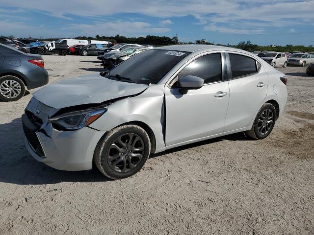 Изображение 2019 TOYOTA YARIS L 2019