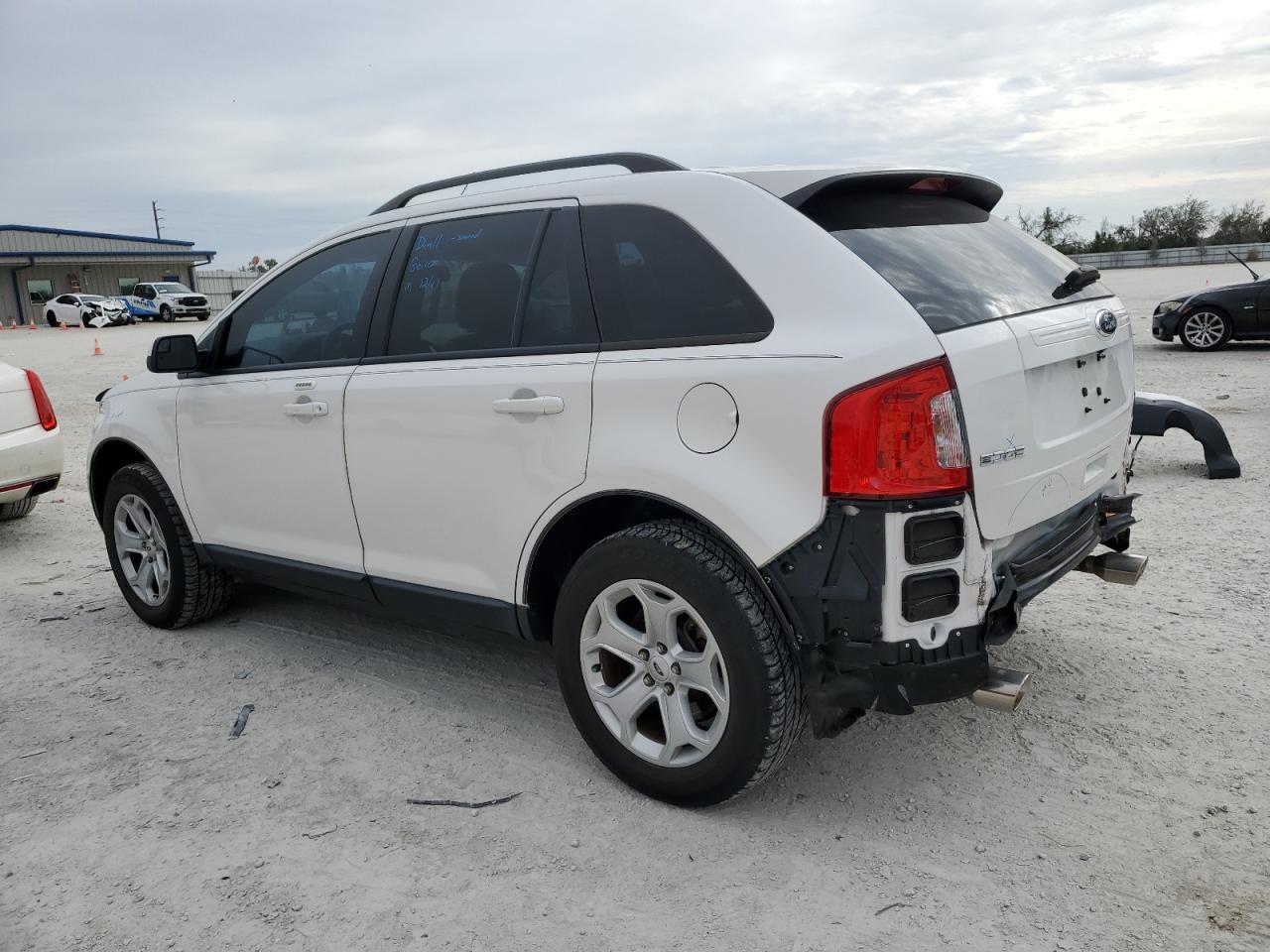 Image 2 of 2013 FORD EDGE SEL 2013 with VIN 2FMDK3JC3DBB28657
