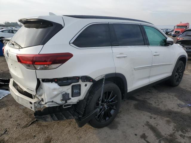 Image 3 of 2019 TOYOTA HIGHLANDER SE 2019 with VIN 5TDJZRFH7KS611073
