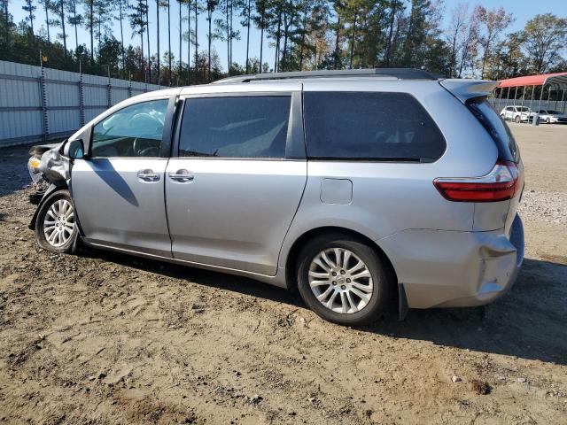 Obraz 2 z 2017 TOYOTA SIENNA XLE 2017 z VIN 5TDYZ3DC1HS776497