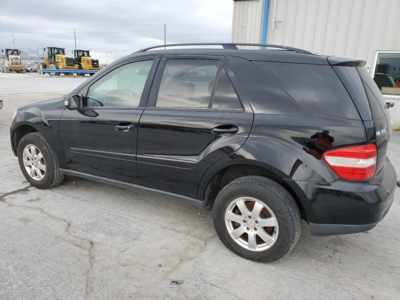 Image 2 of 2006 MERCEDES-BENZ ML 350 2006 with VIN 4JGBB86E66A066250