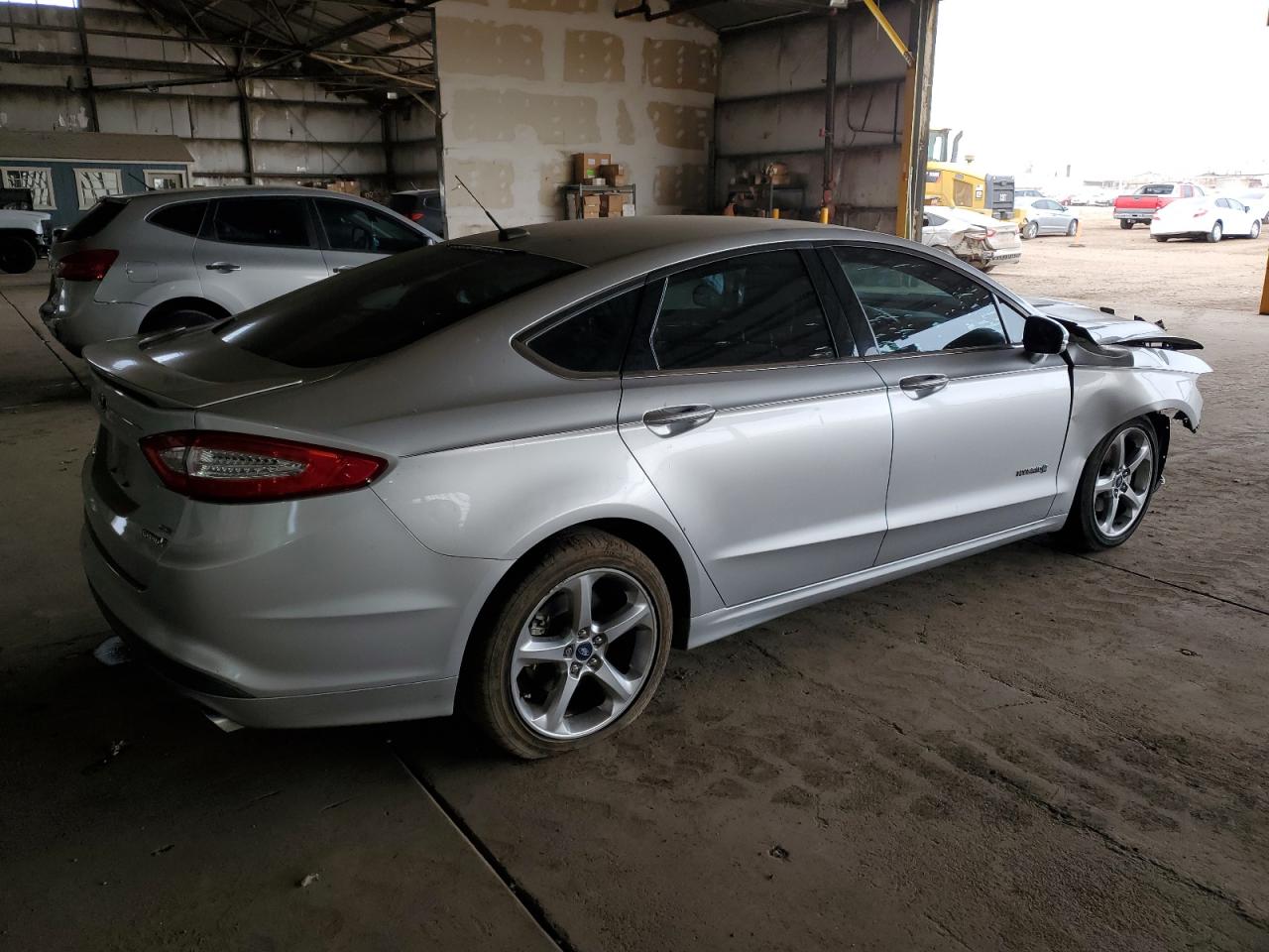 Image 3 of 2014 FORD FUSION SE HYBRID 2014 with VIN 3FA6P0LU0ER111908