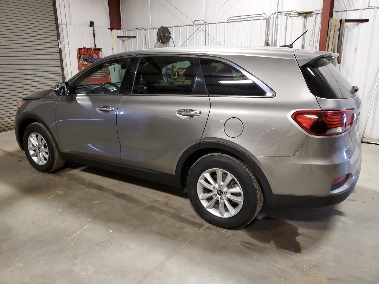 Obraz 2 z 2019 KIA SORENTO LX 2019 z VIN 5XYPGDA59KG440839