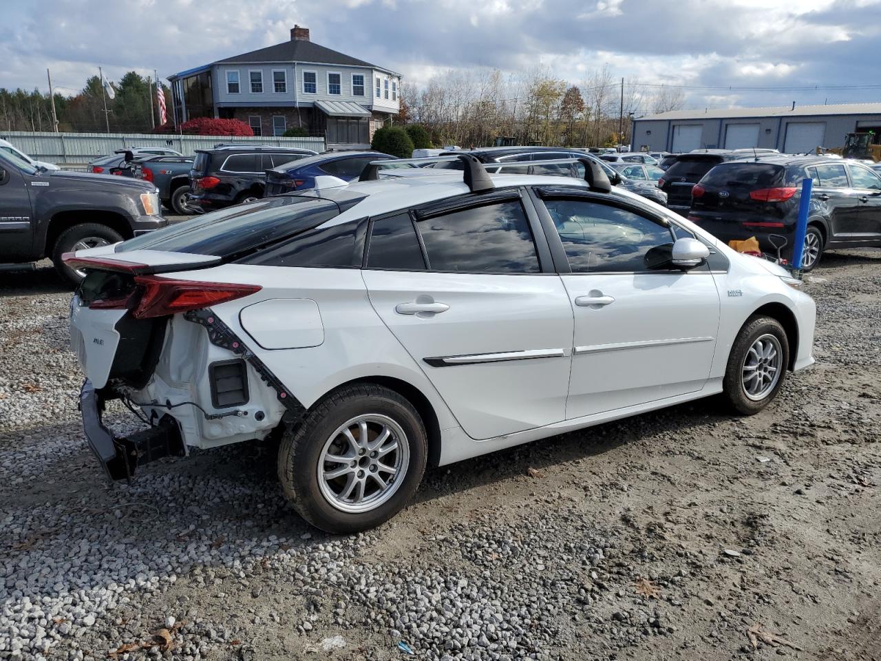 Obraz 3 z 2022 TOYOTA PRIUS PRIME LE 2022 z VIN JTDKAMFPXN3207177