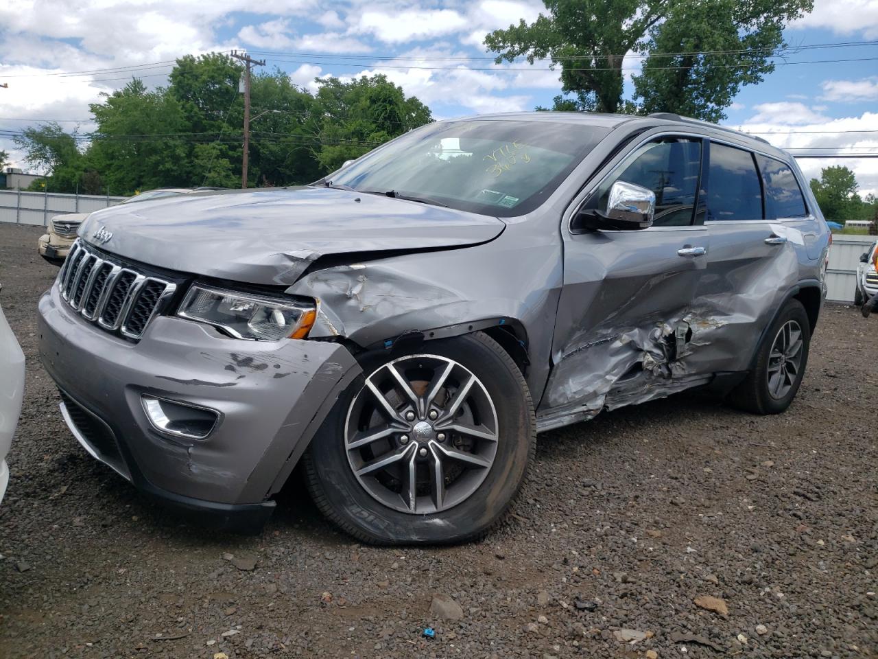 Image 2 of 2017 JEEP GRAND CHEROKEE LIMITED 2017 with VIN 1C4RJFBGXHC863254
