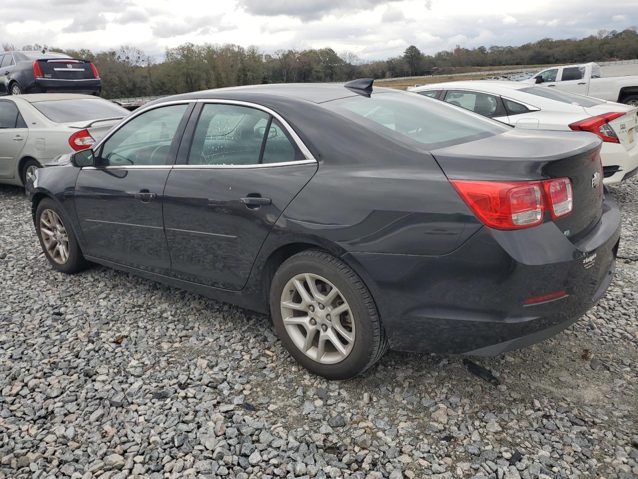 Image 2 of 2015 CHEVROLET MALIBU 1LT 2015 with VIN 1G11C5SL0FF225758