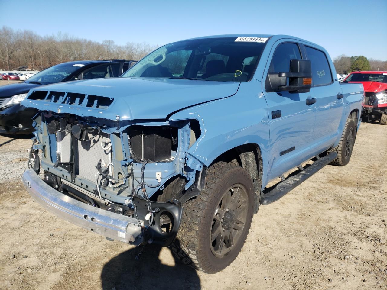 Изображение 2 2021 TOYOTA TUNDRA CREWMAX SR5 2021 с VIN 5TFDY5F18MX012546